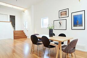 Roami at The Mandeville