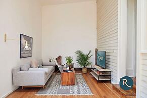 Roami at The Mandeville