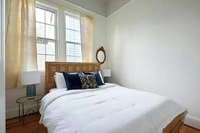 Roami at The Mandeville