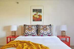 Roami at The Mandeville