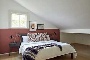 Roami at The Mandeville