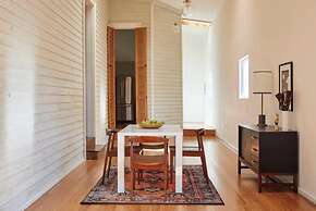 Roami at The Mandeville