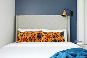 Roami at The Mandeville