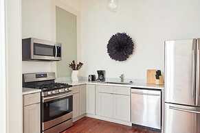 Roami at The Mandeville