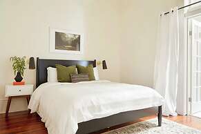 Roami at The Mandeville