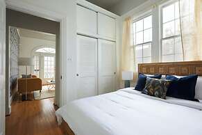 Roami at The Mandeville