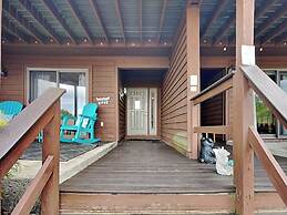 Sunplace 30 by Taylor Made Deep Creek