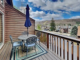 Sunplace 30 by Taylor Made Deep Creek