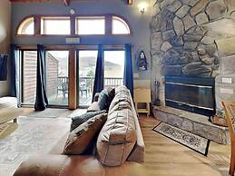 Sunplace 30 by Taylor Made Deep Creek