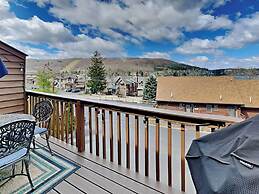 Sunplace 30 by Taylor Made Deep Creek