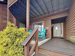 Sunplace 30 by Taylor Made Deep Creek