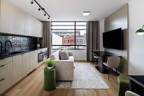 Smithe House