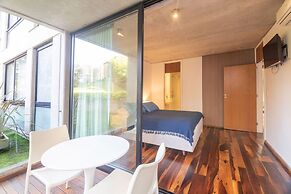 Oceana Suites Be House