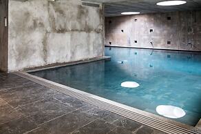 Oceana Suites Be House