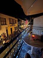 Callisto Pub & Kitchen & Hotel