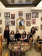 Callisto Pub & Kitchen & Hotel