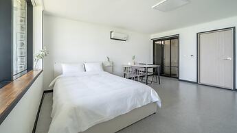 Yeosu Rebeu Ocean View Pension