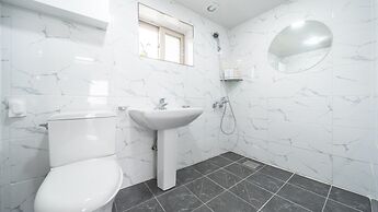 Yeosu Rebeu Ocean View Pension