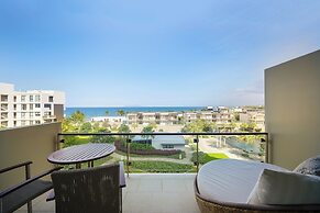 Collections Apartment in Danang Resort