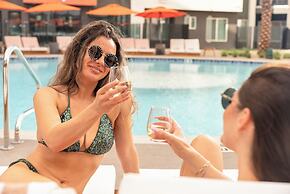 Otonomus Hotel - Las Vegas