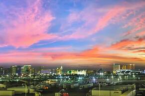 Otonomus Hotel - Las Vegas