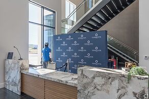 Otonomus Hotel - Las Vegas