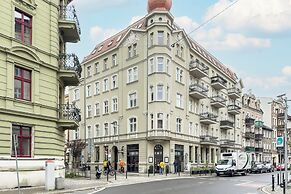 Kwiatowa Modern Studio Poznań by Renters