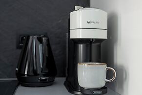 Kwiatowa Modern Studio Poznań by Renters