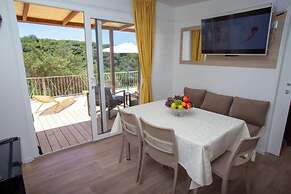 Lastura Mobile Homes