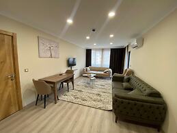 Rena Grand Residence & Suite