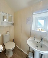 Lansdowne House with Private Car park