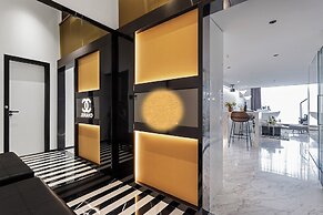 Hotel high sky view hotel