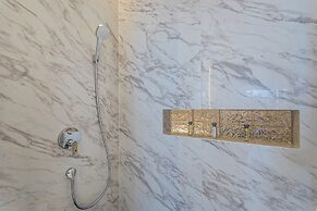 Hotel high sky view hotel