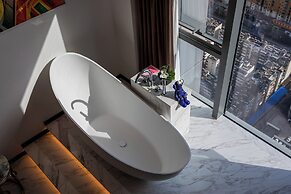 Hotel high sky view hotel