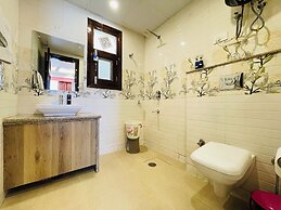 BedChambers Service Apartments Sector 38