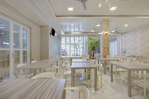 Hotel O Gambir Near Juanda Station Formerly Bunga Dahlia