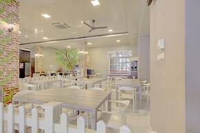 Hotel O Gambir Near Juanda Station Formerly Bunga Dahlia