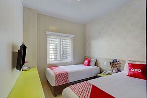 Hotel O Gambir Near Juanda Station Formerly Bunga Dahlia