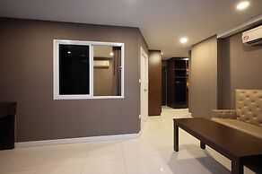 New Nordic Marcus 3 by Apartwell