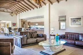 Villa Pomegranate Tree