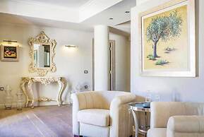 Villa Pomegranate Tree