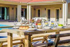 Villa Pomegranate Tree