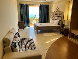 The Penthouse Waterfronts