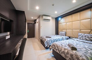 New Nordic Atrium by Apartwell