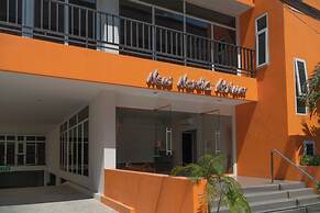 New Nordic Atrium by Apartwell