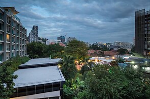 New Nordic Atrium by Apartwell