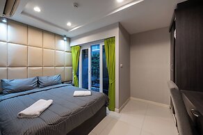 New Nordic Atrium by Apartwell