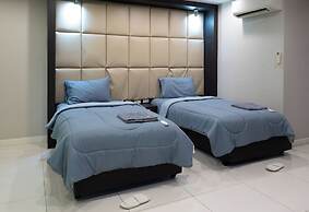 New Nordic Atrium by Apartwell