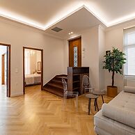 Kolonaki Chic Haven - A Downtown Retreat