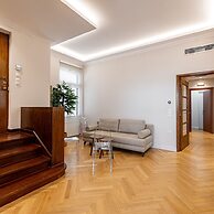 Kolonaki Chic Haven - A Downtown Retreat